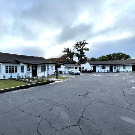 Deland Motel Zewnętrze zdjęcie